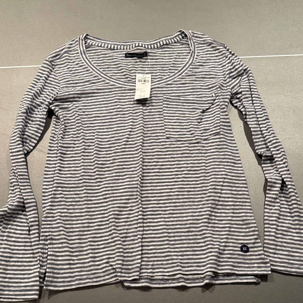 Abercrombie & Fitch Navy and White Striped Long Sleeve Tee